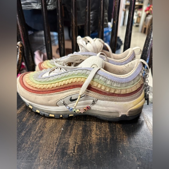 Nike Air Max 97 Be True Shoes - Picture 2 of 11